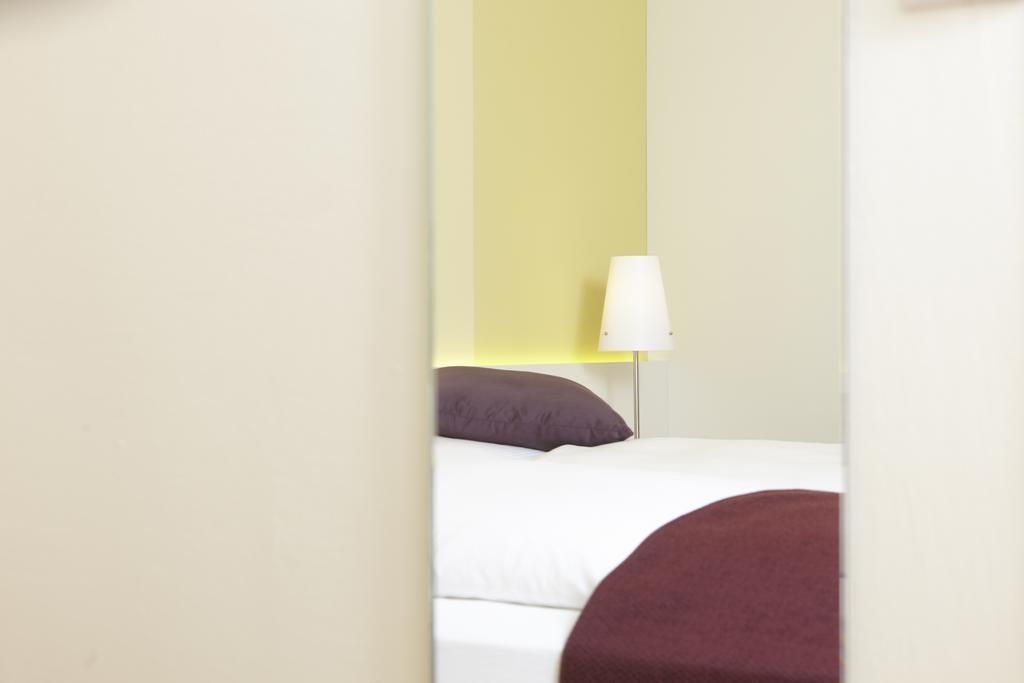 Hotel Rebstock by b_smart Wolhusen Rum bild