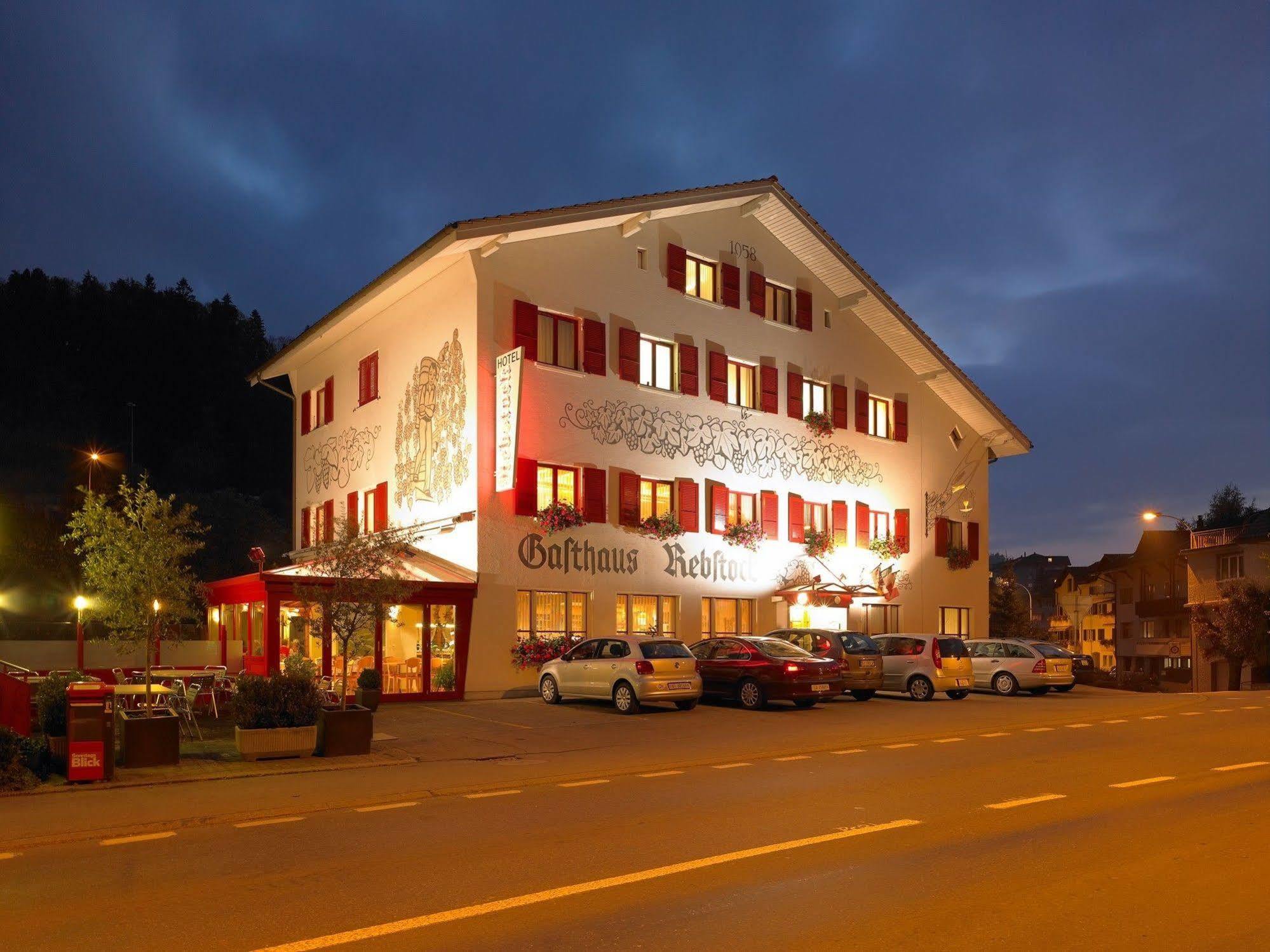 Hotel Rebstock by b_smart Wolhusen Exteriör bild